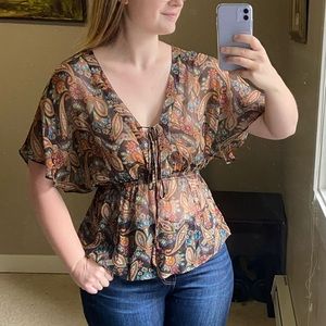 NWT Bellatrix paisley silk peplum flowy tie top